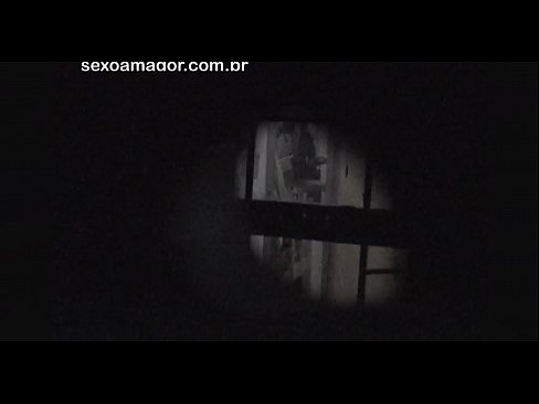 ❤️ Lourinho é secretamente filmado por um voyeur de bairro escondido atrás de tijolos ocos ❤ Porno doméstico em pt-br.pornovore.ru ❤